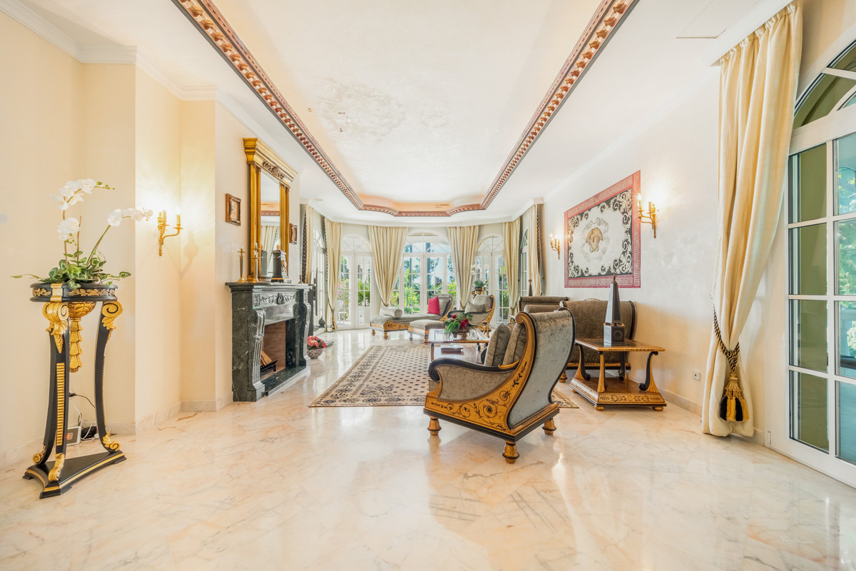 dab539a41761ec205608f1b49bd35063 - 35