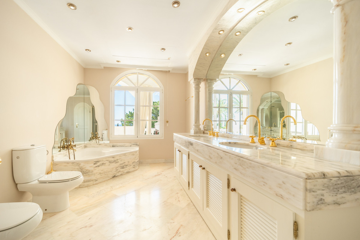 dab539a41761ec205608f1b49bd35063 - 43