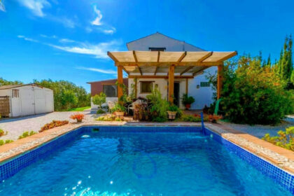 dad17584b0affa06d618078252a90fc6 - 1