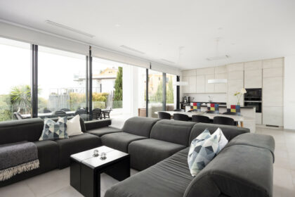 dafc45f5da91034585709b4b47af8971 - 11