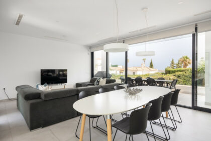 dafc45f5da91034585709b4b47af8971 - 13