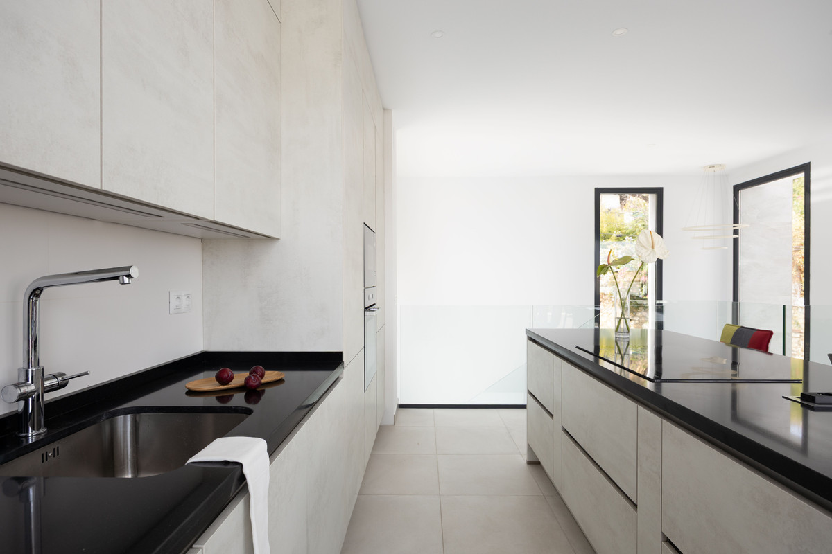 dafc45f5da91034585709b4b47af8971 - 20