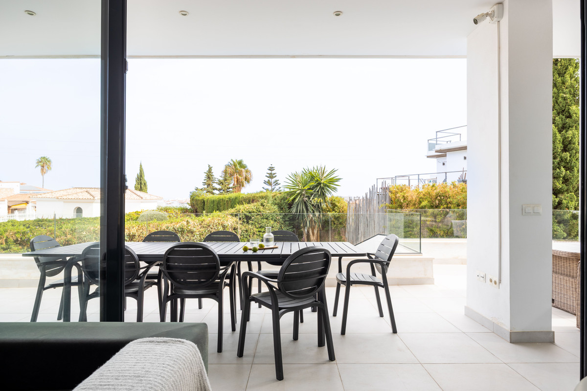 dafc45f5da91034585709b4b47af8971 - 23