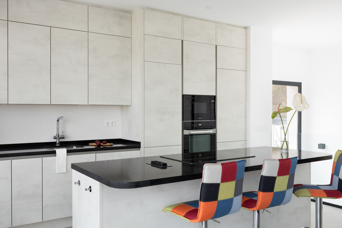 dafc45f5da91034585709b4b47af8971 - 9