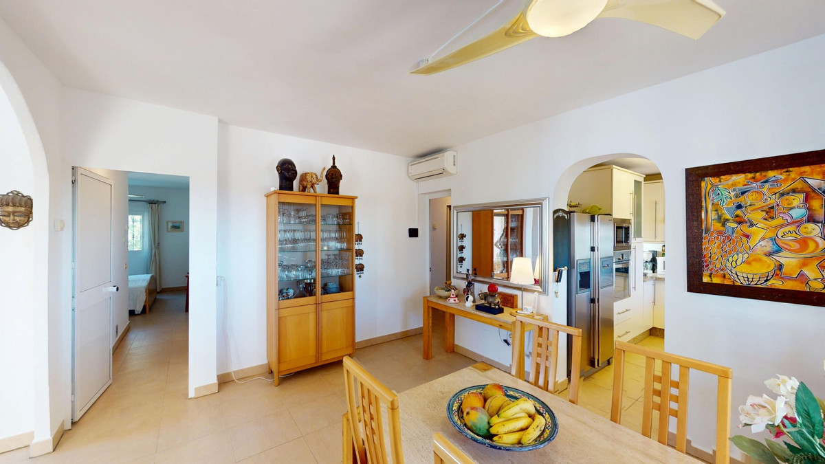 dbbcca3582682a9db7f469b7ed2e5a74 - 12