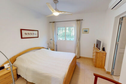 dbbcca3582682a9db7f469b7ed2e5a74 - 15