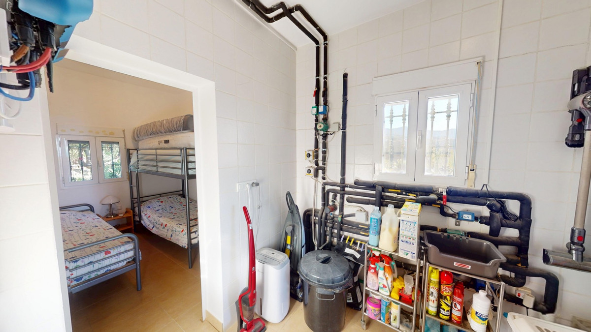 dbbcca3582682a9db7f469b7ed2e5a74 - 26