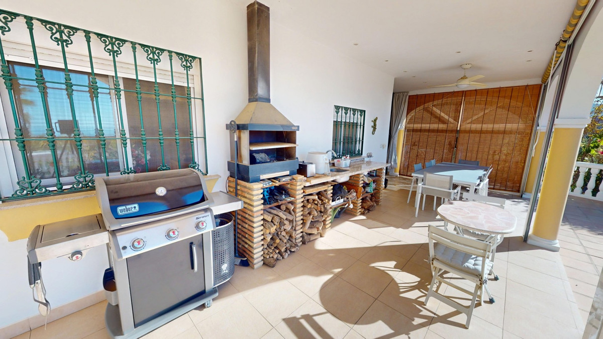 dbbcca3582682a9db7f469b7ed2e5a74 - 34