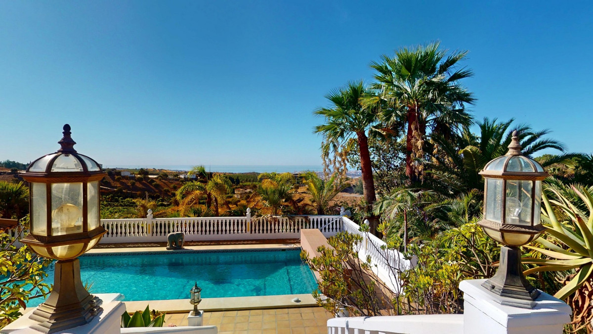 dbbcca3582682a9db7f469b7ed2e5a74 - 38