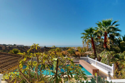 dbbcca3582682a9db7f469b7ed2e5a74 - 40