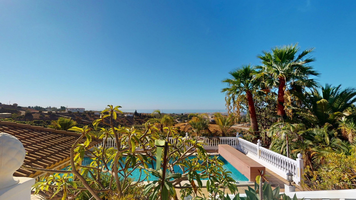 dbbcca3582682a9db7f469b7ed2e5a74 - 40