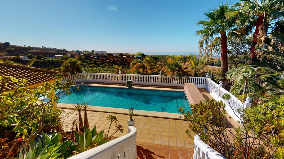 dbbcca3582682a9db7f469b7ed2e5a74 - 41