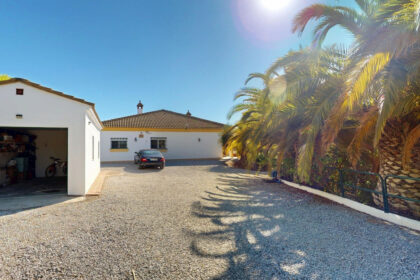 dbbcca3582682a9db7f469b7ed2e5a74 - 44