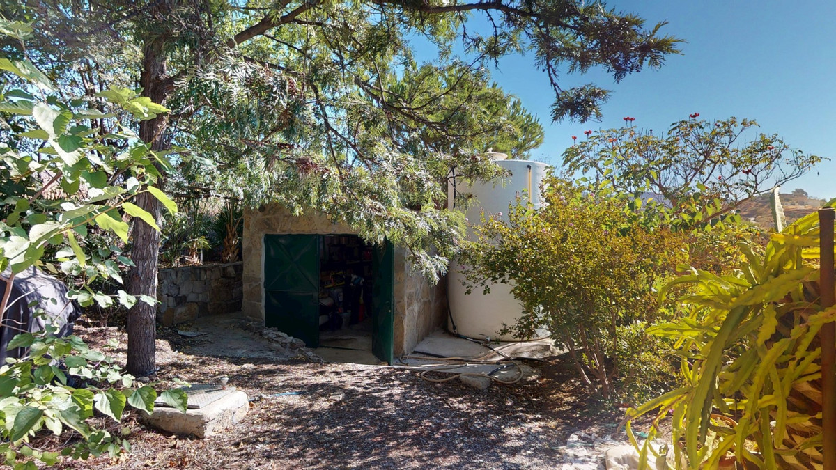 dbbcca3582682a9db7f469b7ed2e5a74 - 46