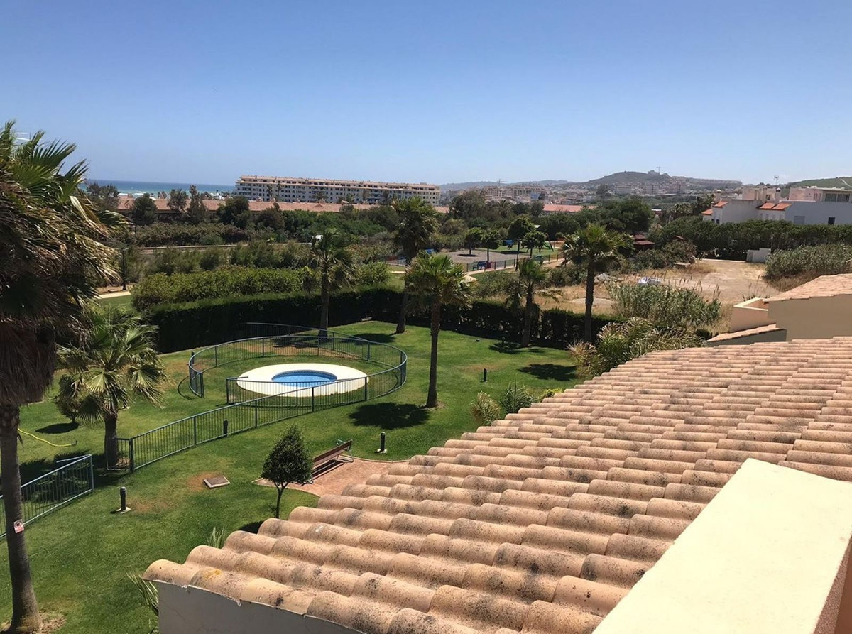 dbc46c0ad71c0843145b63e6c8f95739 - 10