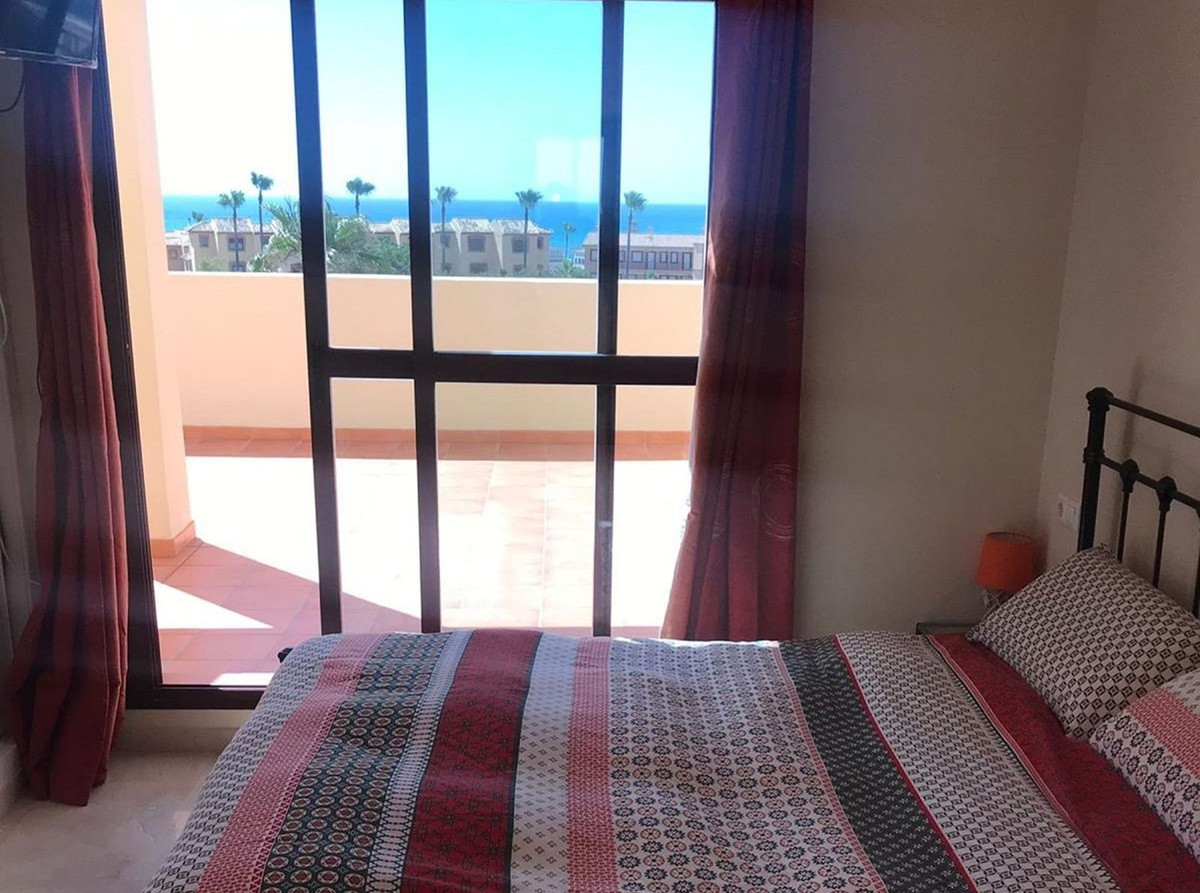 dbc46c0ad71c0843145b63e6c8f95739 - 12