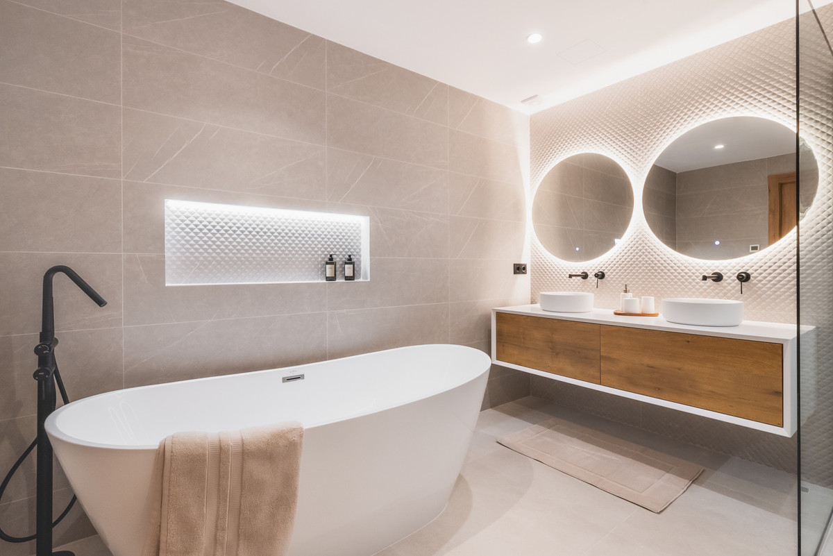 dbe81719f38c7fc793135b22cee8cd67 - 15