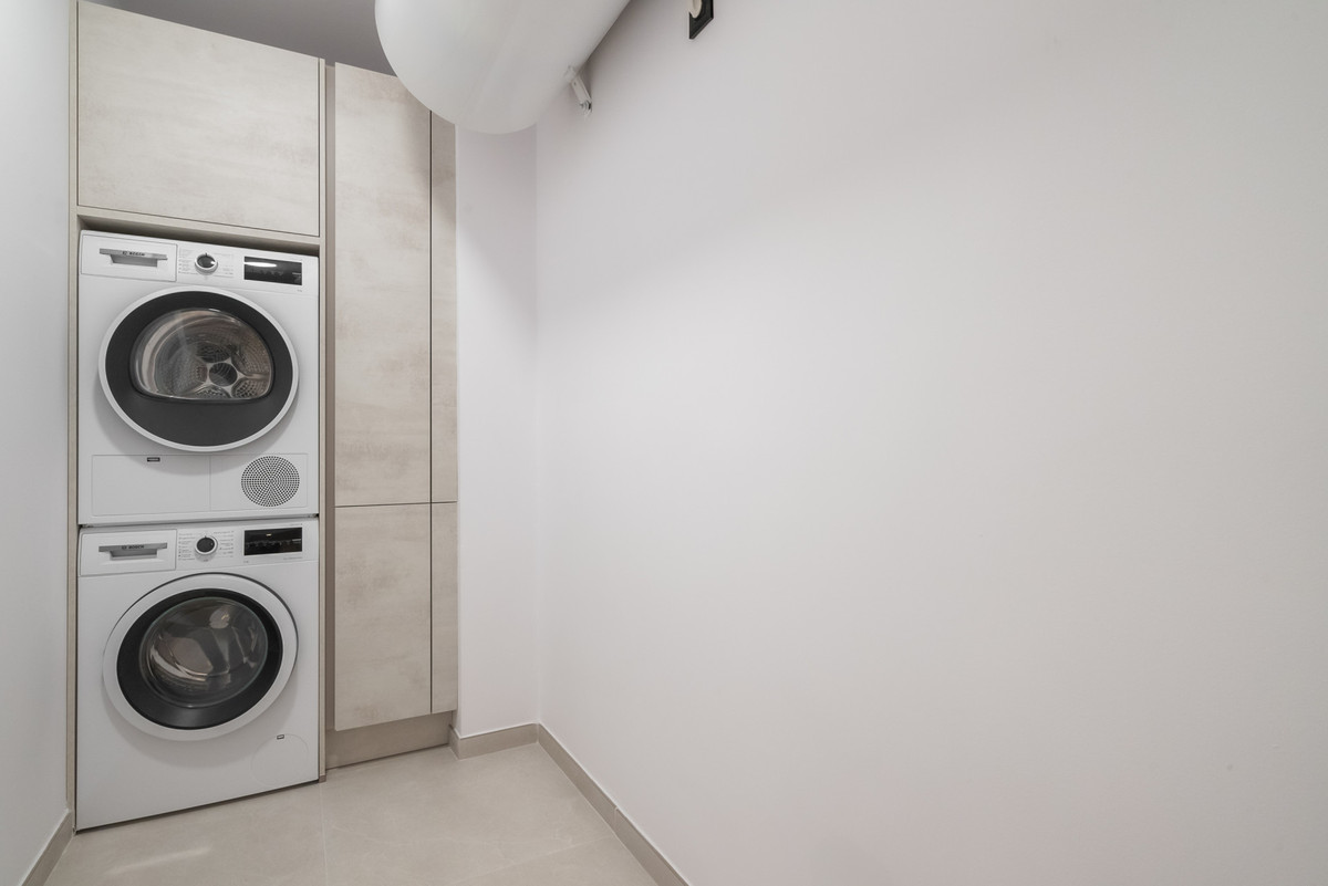 dbe81719f38c7fc793135b22cee8cd67 - 26