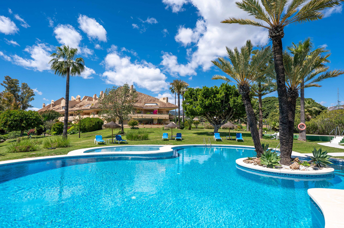 dbe81719f38c7fc793135b22cee8cd67 - 30