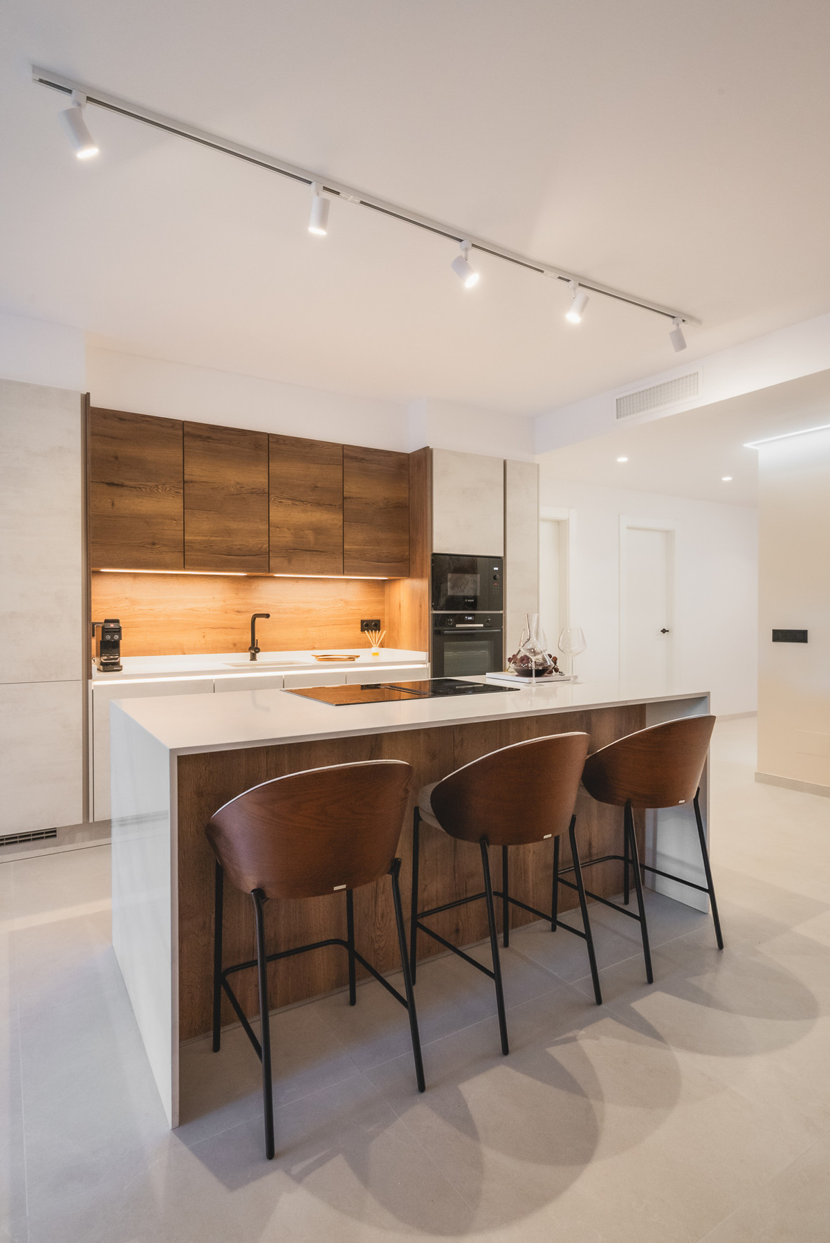 dbe81719f38c7fc793135b22cee8cd67 - 7