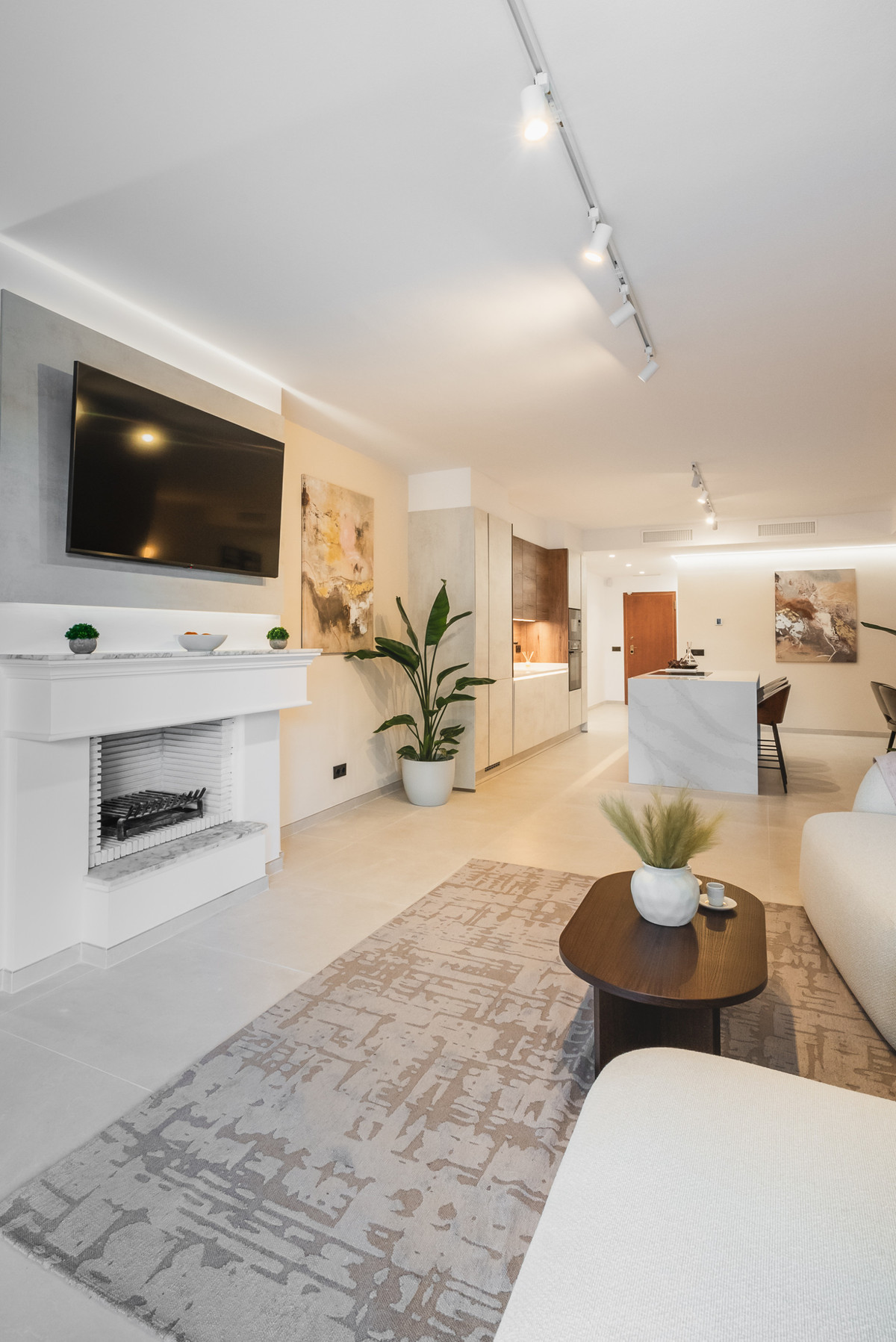 dbe81719f38c7fc793135b22cee8cd67 - 9