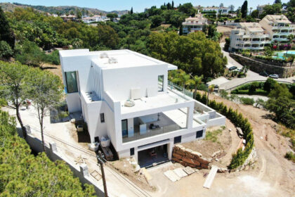 dbfbb6f39a72b979c4ce15bd97529211 - 24