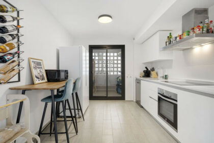 dc0eb815b2f9ee1d708171823185c6f6 - 14