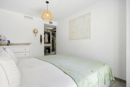 dc0eb815b2f9ee1d708171823185c6f6 - 18