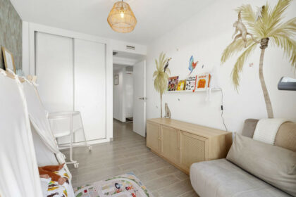 dc0eb815b2f9ee1d708171823185c6f6 - 20