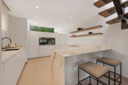 dc39393d051059b1b837877c07db1bf5 - 11