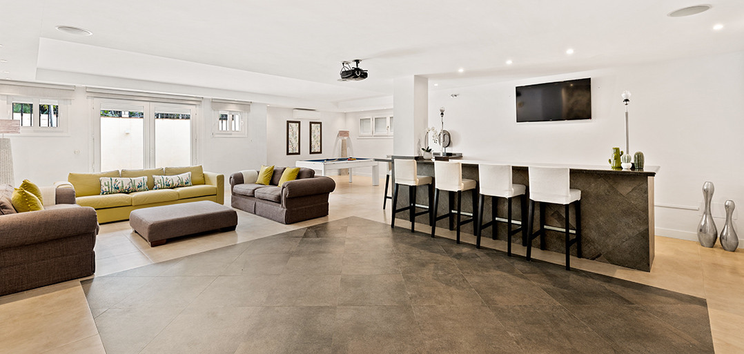 dc40c1259078eba0bdbf309cf6d0e4cd - 16