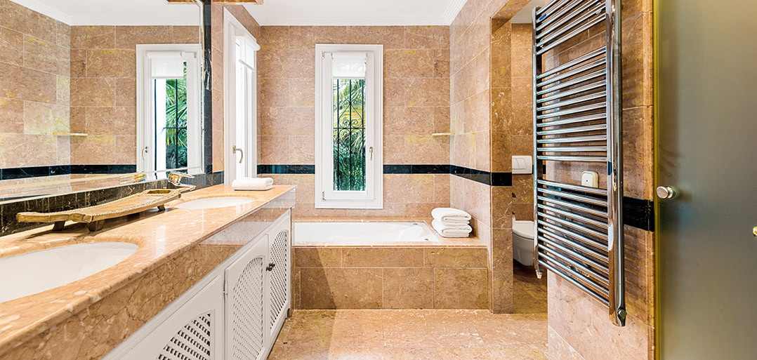 dc40c1259078eba0bdbf309cf6d0e4cd - 19