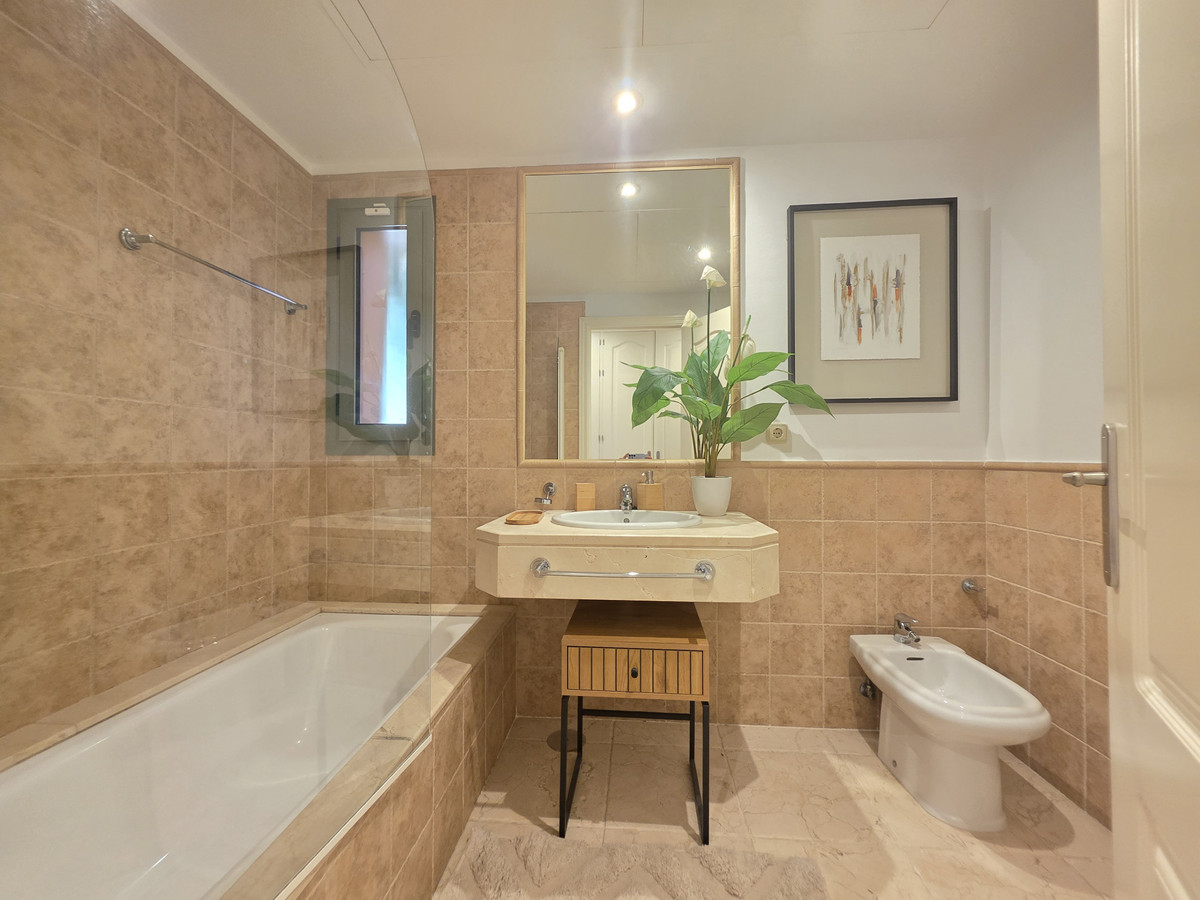 dc416ca31db9fe8360777b4abe137c04 - 12