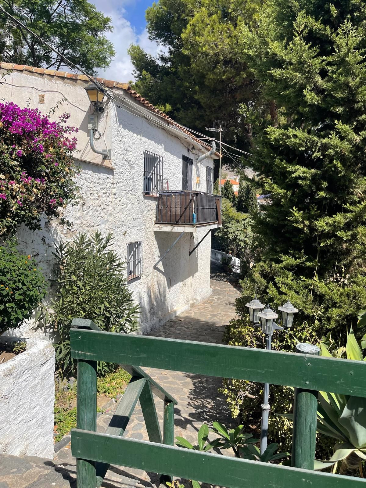 de26e52efb1bb179d57ed551e168f1d1 - 3