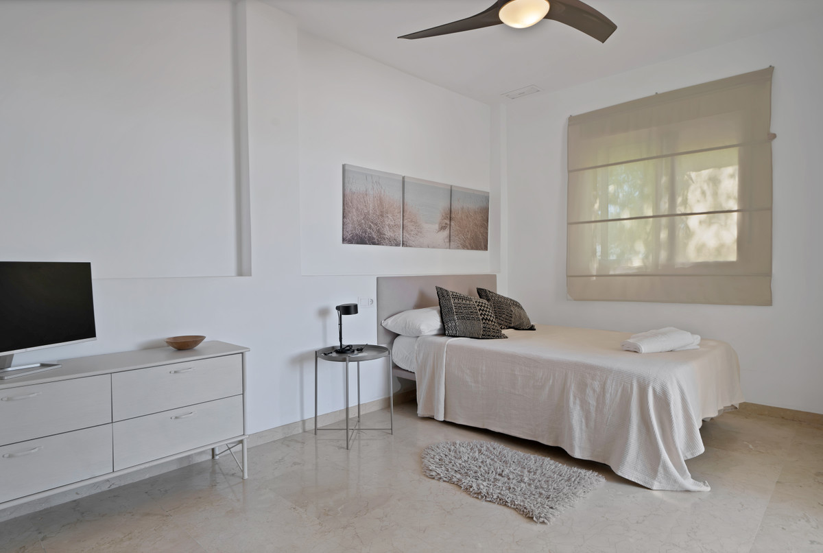 de3703fa77a6021b2a0475fb19bcc285 - 21