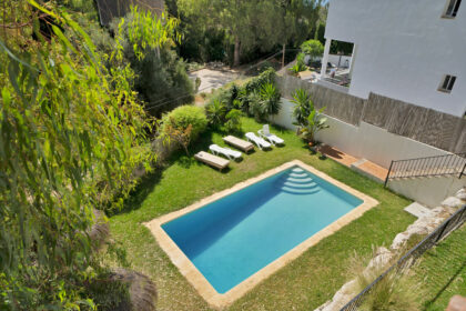 de3703fa77a6021b2a0475fb19bcc285 - 26