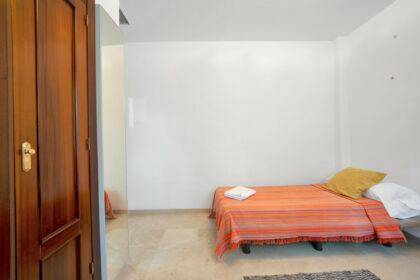 de3703fa77a6021b2a0475fb19bcc285 - 32