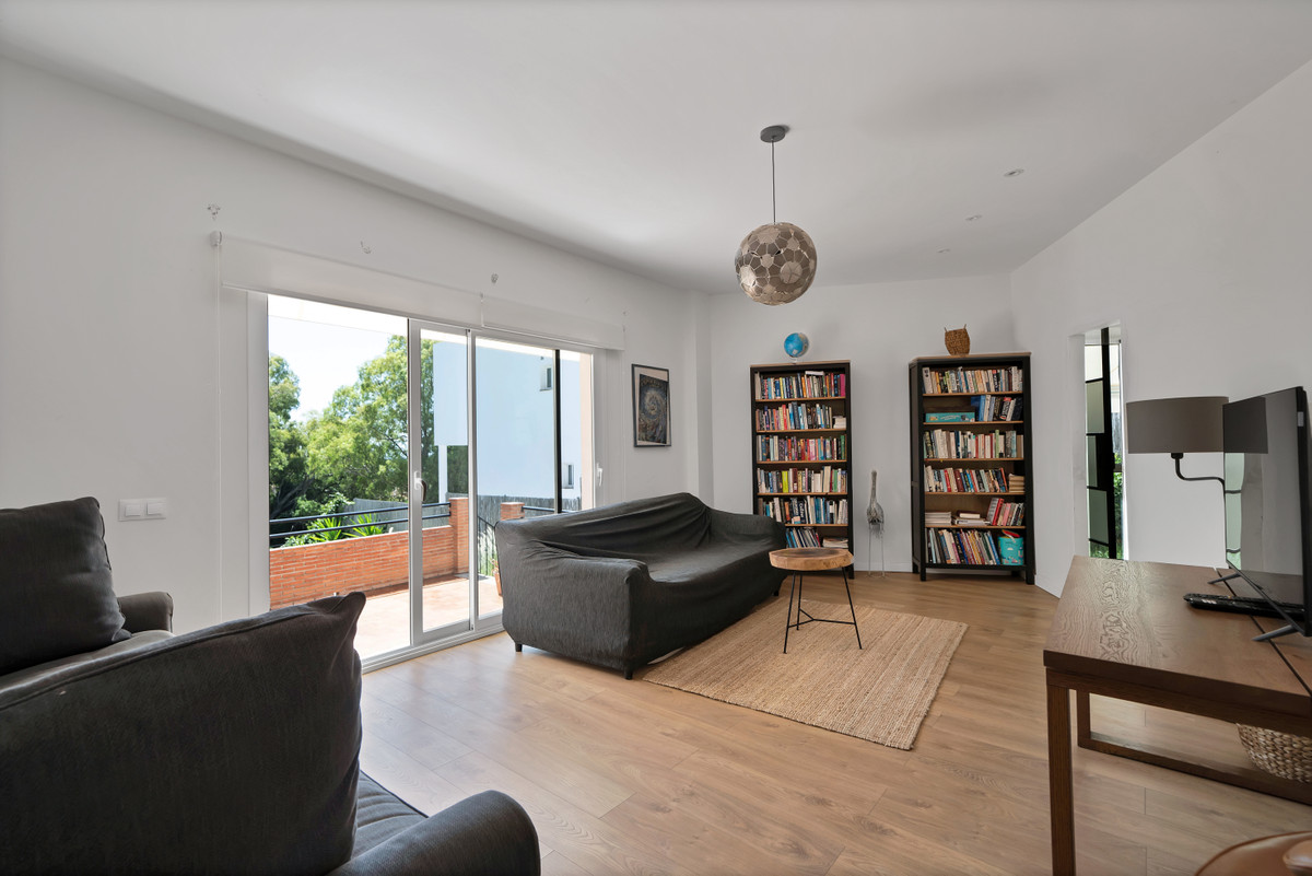 de3703fa77a6021b2a0475fb19bcc285 - 47