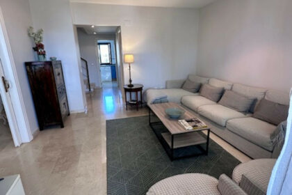 de7f0c5f57b76eafd3aa3d8f1b3ce06f - 11