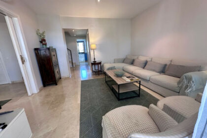 de7f0c5f57b76eafd3aa3d8f1b3ce06f - 12