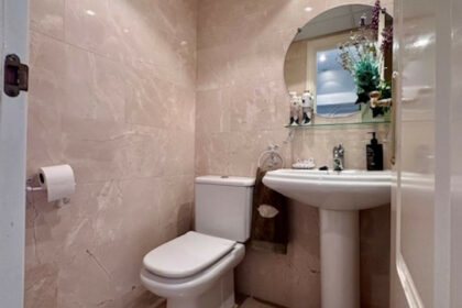 de7f0c5f57b76eafd3aa3d8f1b3ce06f - 21