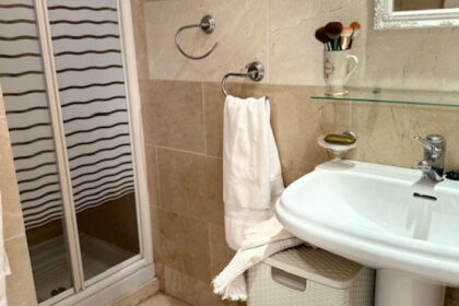 de7f0c5f57b76eafd3aa3d8f1b3ce06f - 37