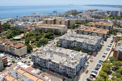 dea438f09e707bd725cbc6d828538afc - 10