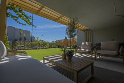 deb076a698587adc13458b0cb72f6dbd - 2