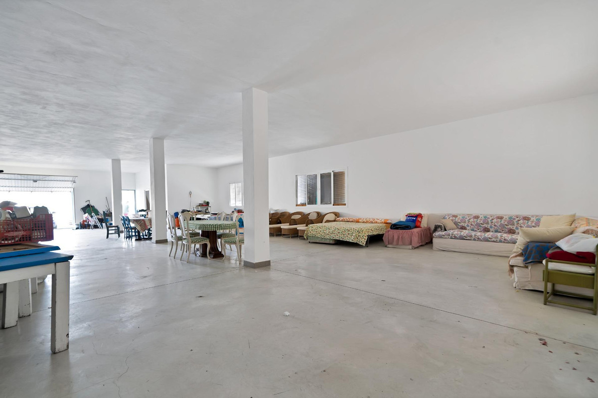 e24fb36d86e8ec74fb726241cd98b681 - 13