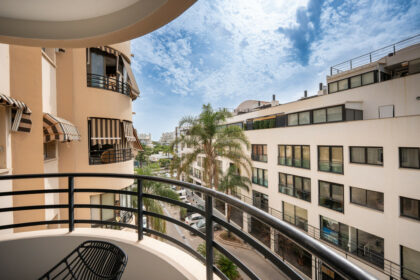 e29c31a728a98a697a42c5f6c6b0d3e8 - 22