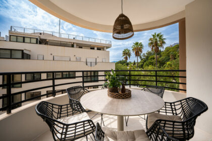 e29c31a728a98a697a42c5f6c6b0d3e8 - 6