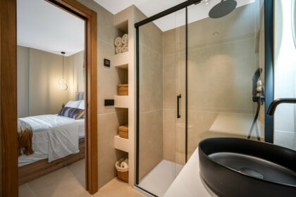 e29c31a728a98a697a42c5f6c6b0d3e8 - 8