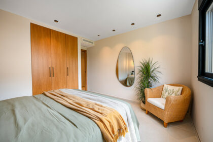 e29c31a728a98a697a42c5f6c6b0d3e8 - 9