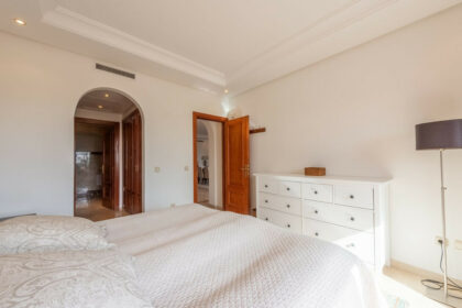 e2d238188134856fc97f086d6ac71e59 - 21